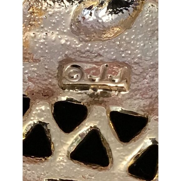 Vintage Signed JJ Goldtone Rhinestone Openwork Large Christmas Stocking Brooch - Picture 4 of 6